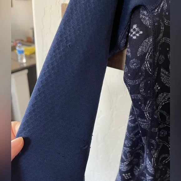 Patagonia|Capilene Midweight Base layer crew top, Cool to Cold•••Size Medium - Picture 12 of 16